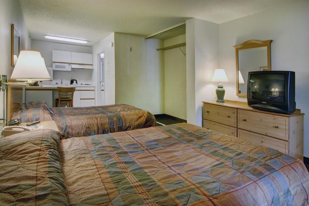 Atlanta Hotel Roswell Bagian luar foto