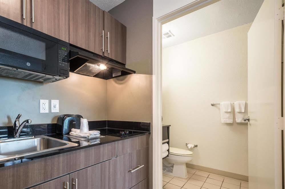Atlanta Hotel Roswell Bagian luar foto